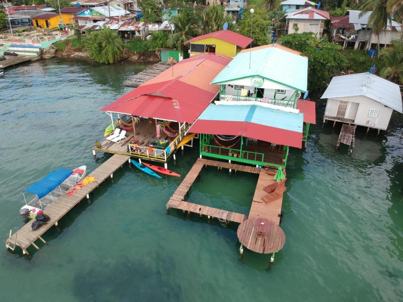 Hostal Green Coast Carenero Island Extérieur photo